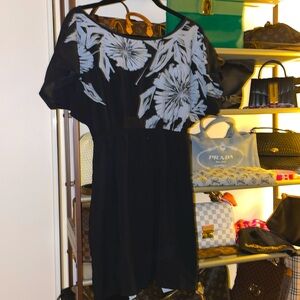 Lovely Boutique Black Dress - sooo soft and lightweight!